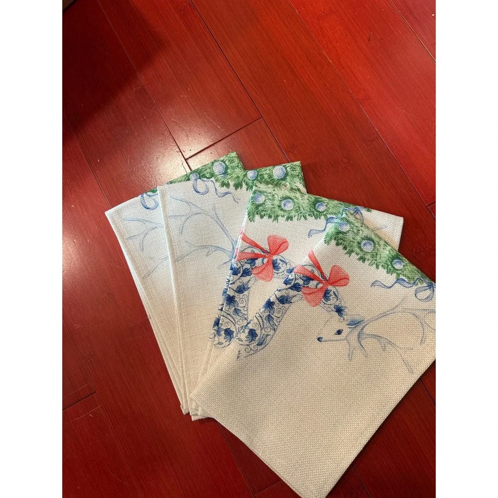 Merry Christmas Reindeer Placemats Set of 4 Chinoiserie Blue White Burlap Style